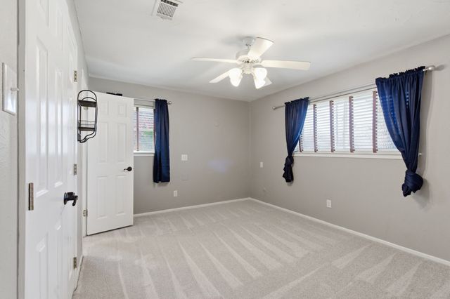 1760 Acorn Lane, Hurst, TX 76054