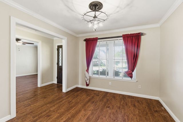 1760 Acorn Lane, Hurst, TX 76054