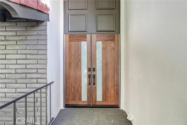 27064 Esward Drive, Calabasas, CA 91301