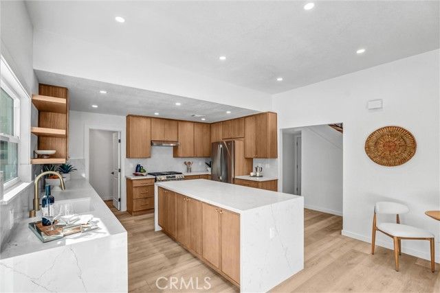 27064 Esward Drive, Calabasas, CA 91301