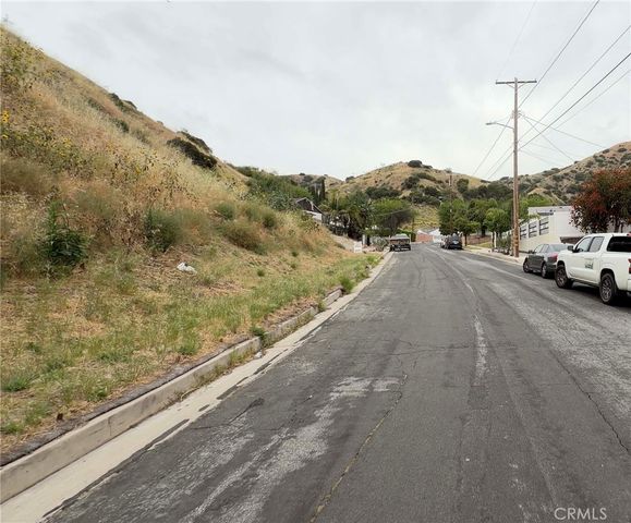 10001 Roscoe Blvd, Sun Valley, CA 91352