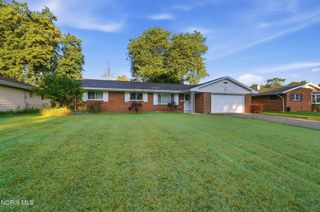 6051 E Benalex Drive, Toledo, OH 43612