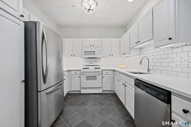 105 Richards Avenue 1407, Norwalk, CT 06854