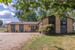 940 East Street, Tonganoxie, KS 66086