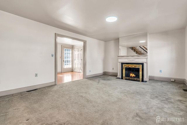 65 Green Street, Woodbridge Proper, NJ 07095