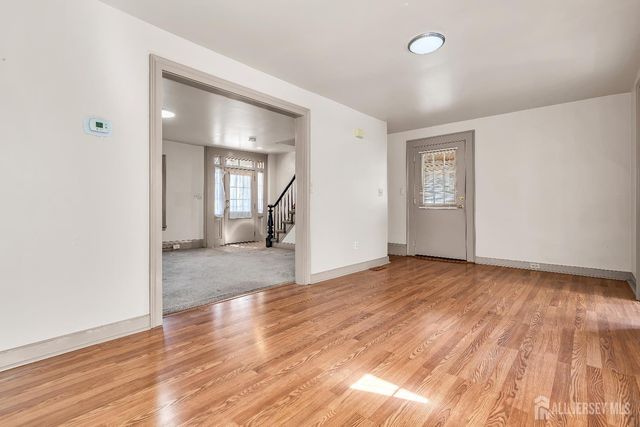 65 Green Street, Woodbridge Proper, NJ 07095