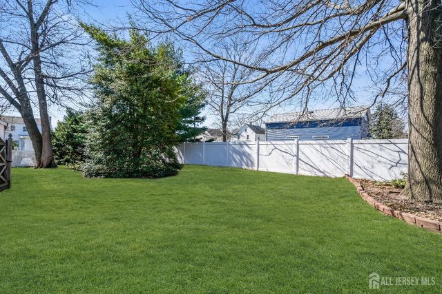 65 Green Street, Woodbridge Proper, NJ 07095