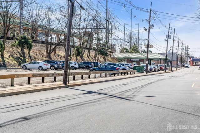 65 Green Street, Woodbridge Proper, NJ 07095