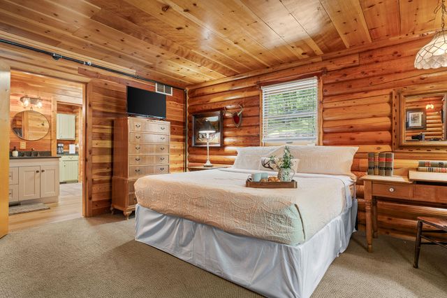 2935 State Highway 265, Hollister, MO 65672