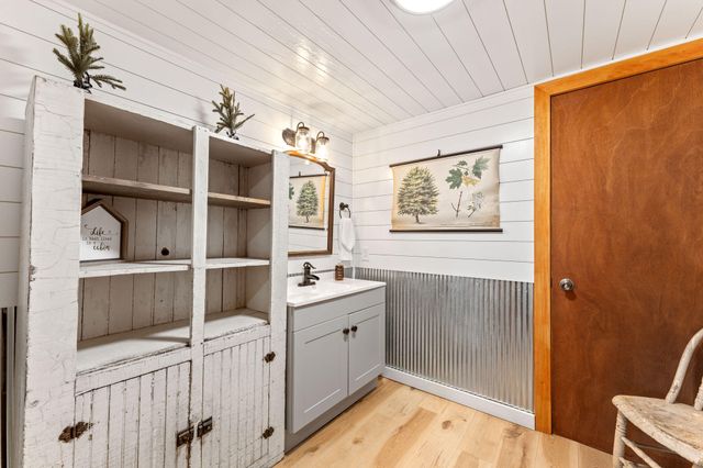 2935 State Highway 265, Hollister, MO 65672