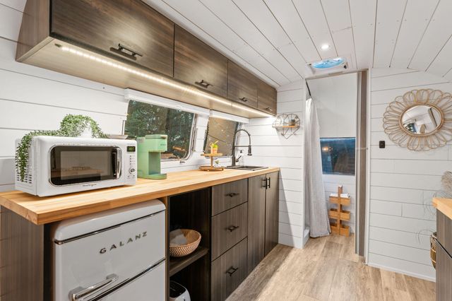 2935 State Highway 265, Hollister, MO 65672