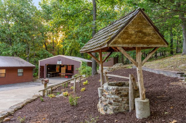 2935 State Highway 265, Hollister, MO 65672