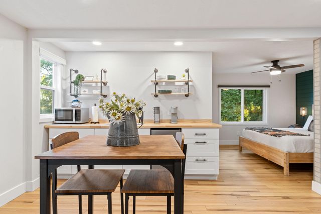 2935 State Highway 265, Hollister, MO 65672