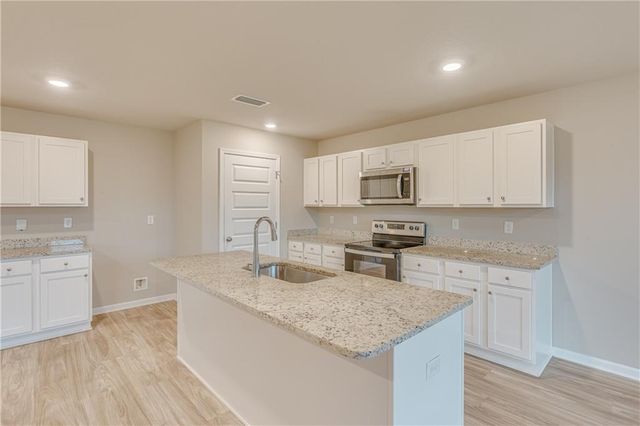10623 Burlington Estates Drive, Mobile, AL 36608