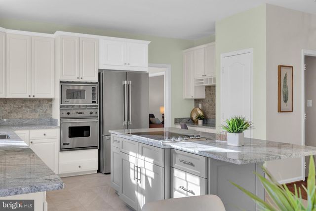 7726 OX RD, Fairfax Station, VA 22039