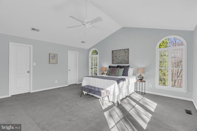 7726 OX RD, Fairfax Station, VA 22039