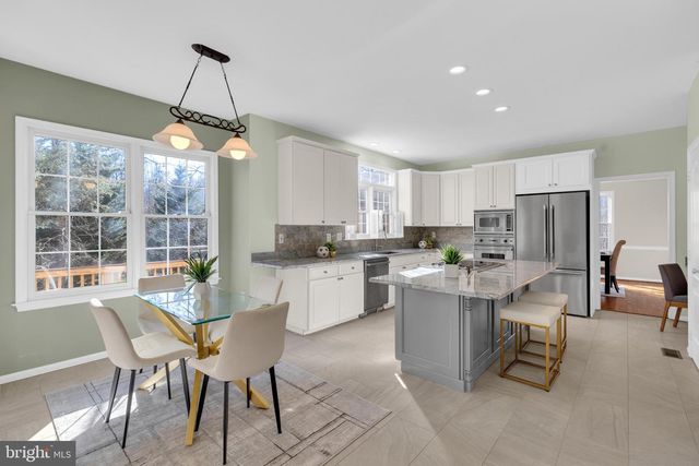 7726 OX RD, Fairfax Station, VA 22039