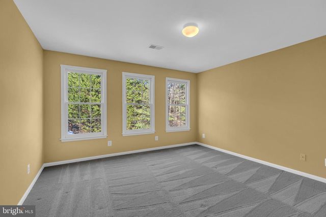 7726 OX RD, Fairfax Station, VA 22039