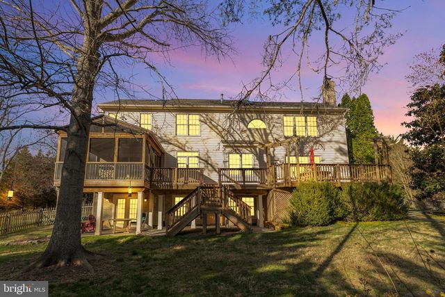 7726 OX RD, Fairfax Station, VA 22039