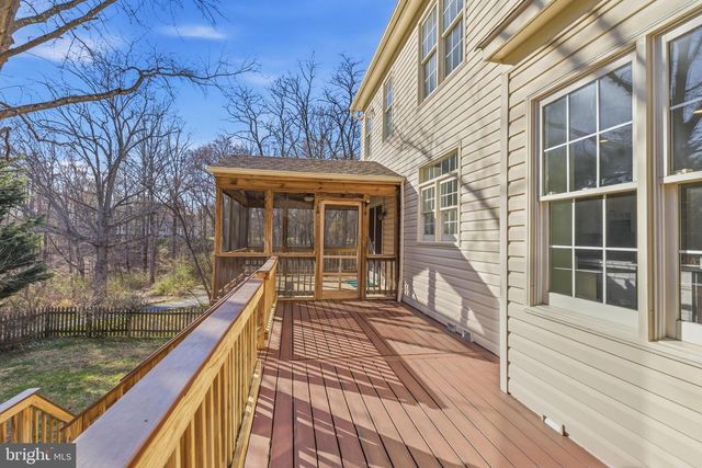 7726 OX RD, Fairfax Station, VA 22039