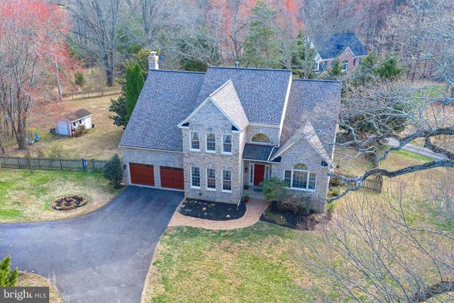 7726 OX RD, Fairfax Station, VA 22039