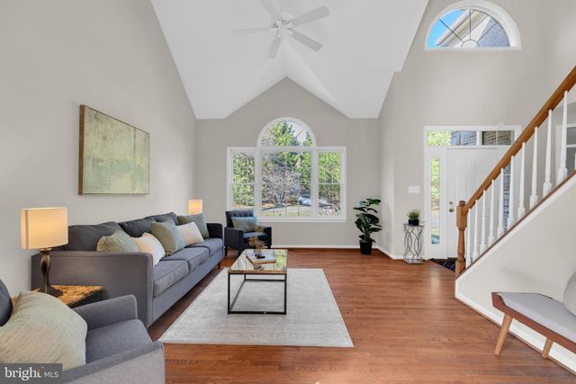 7726 OX RD, Fairfax Station, VA 22039