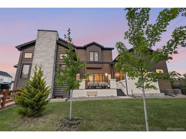 8230 W Tennessee Ct, Lakewood, CO 80226