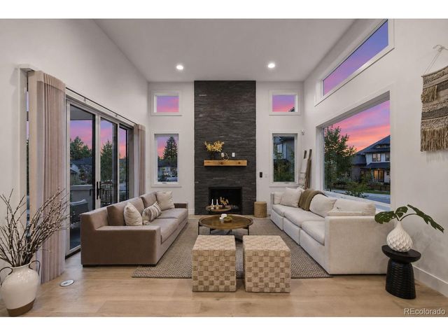 8230 W Tennessee Ct, Lakewood, CO 80226