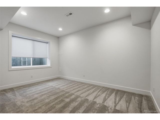 8230 W Tennessee Ct, Lakewood, CO 80226
