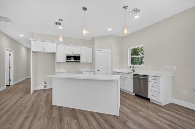 631 S ANCHOR DRIVE, Deltona, FL 32725