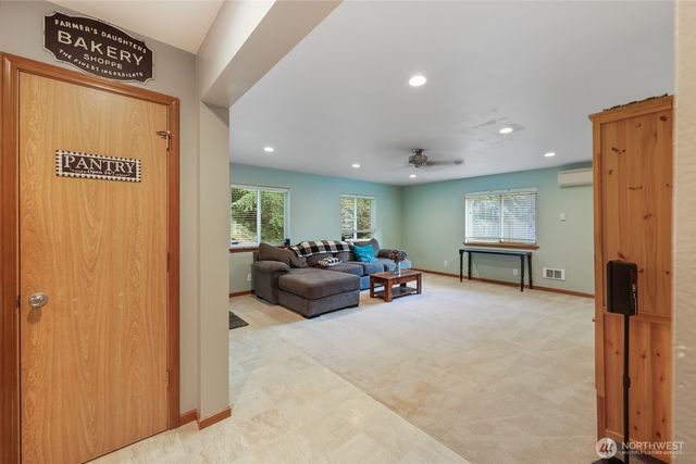 6925 E Filmore Street, Port Orchard, WA 98366