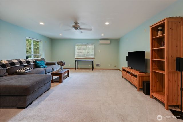 6925 E Filmore Street, Port Orchard, WA 98366