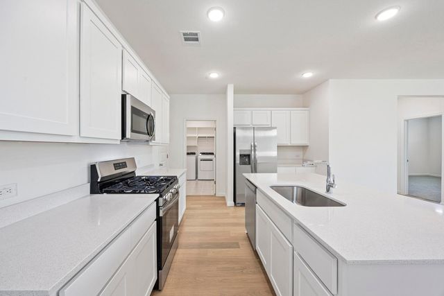 223 Hornet ST, Elgin, TX 78621