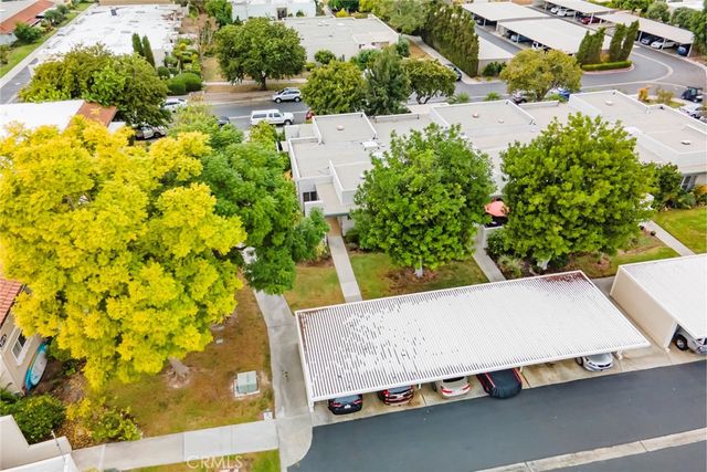 2220 E Via Mariposa East H, Laguna Woods, CA 92637