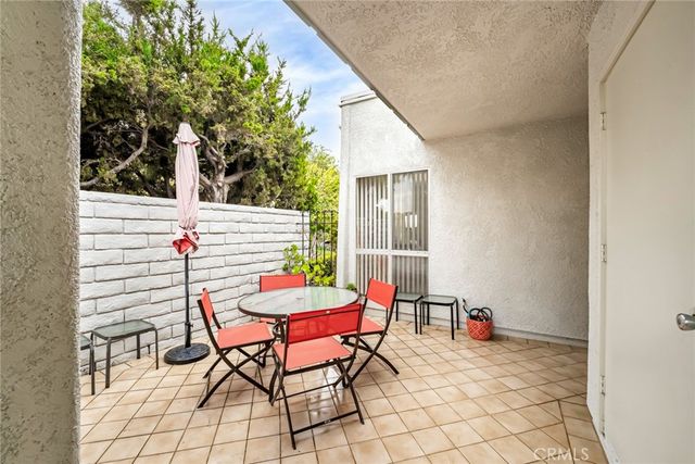 2220 E Via Mariposa East H, Laguna Woods, CA 92637