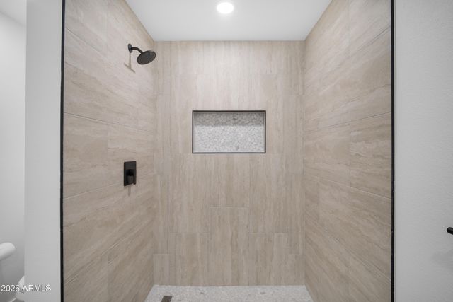 10129 W MARIPOSA Street, Phoenix, AZ 85037