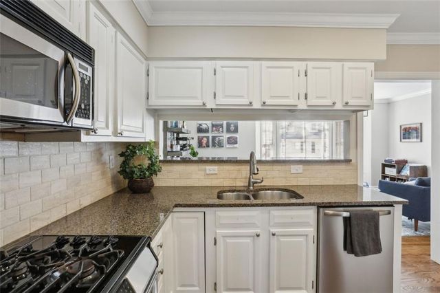 3873 Roswell Road NE 8, Atlanta, GA 30342