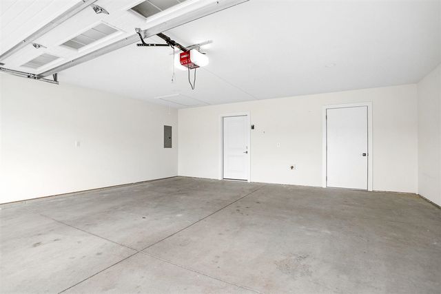 152 Jeans Meadow Court, Holland, MI 49424