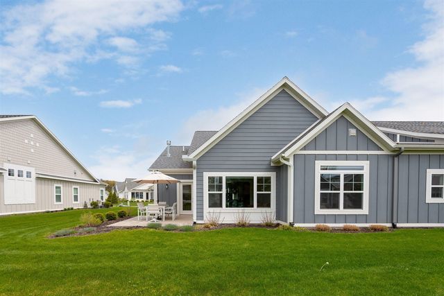 152 Jeans Meadow Court, Holland, MI 49424