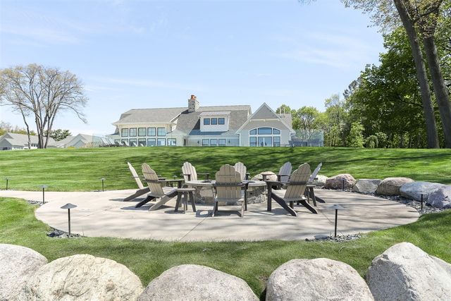 152 Jeans Meadow Court, Holland, MI 49424