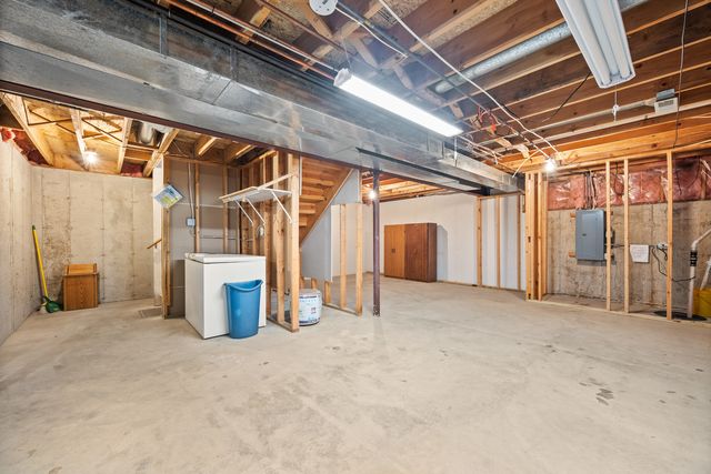 336 Panama Avenue, Hampshire, IL 60140