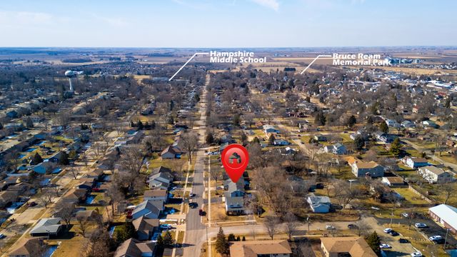 336 Panama Avenue, Hampshire, IL 60140