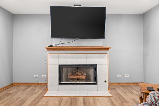 336 Panama Avenue, Hampshire, IL 60140