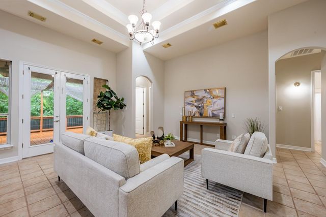 11207 Taterwood DR, Austin, TX 78750