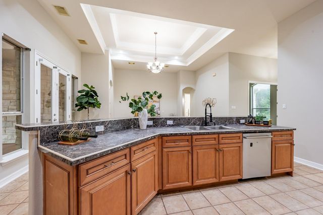 11207 Taterwood DR, Austin, TX 78750