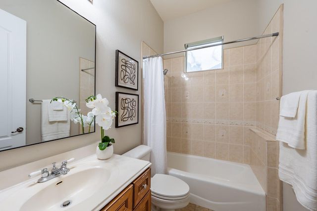 11207 Taterwood DR, Austin, TX 78750