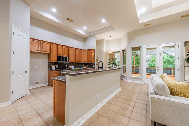 11207 Taterwood DR, Austin, TX 78750
