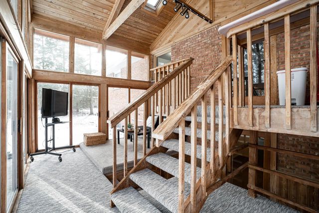 2434 S 118th STREET, West Allis, WI 53227