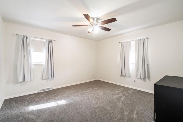 2434 S 118th STREET, West Allis, WI 53227