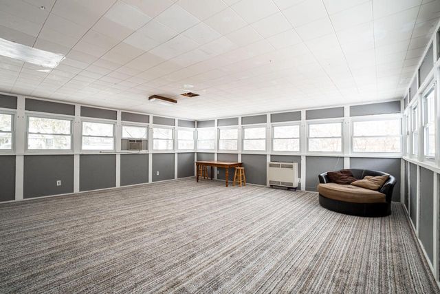 2434 S 118th STREET, West Allis, WI 53227